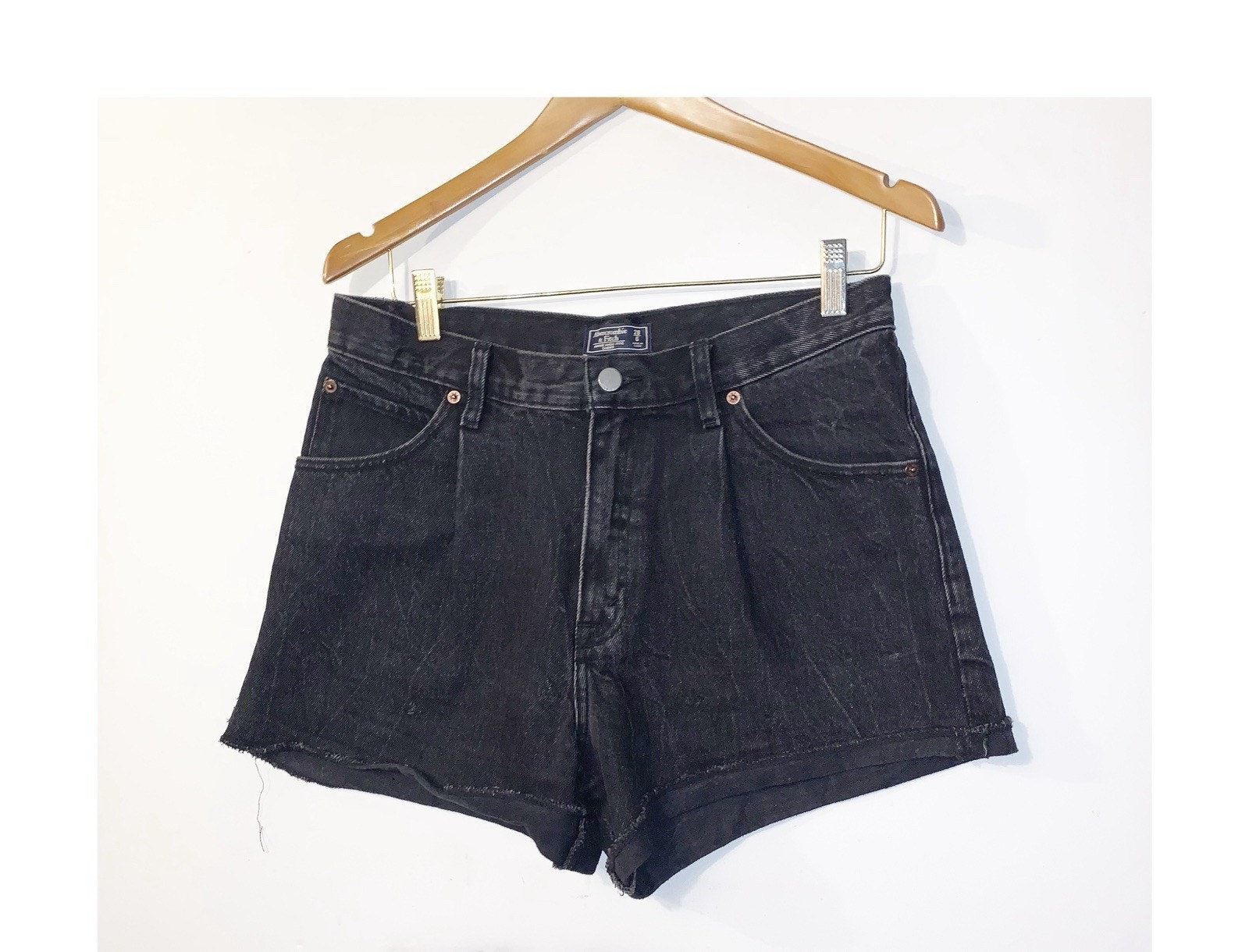 Abercrombie & Fitch Annie High Rise Shorts Size 28/6 Rolled Hem Pleated Charcoal